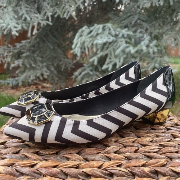NEW Isaac Mizrahi Isadora 2 Chevron Stripe Ballet Inspired Slip-on Dress Shoes - Picture 4 of 9